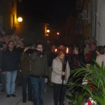 Decenas de bailenenses arropan en el Vía Crucis al Cristo del Buen Morir