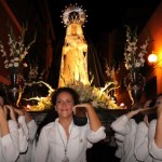 Las costaleras y la nueva vestidura protagonistas en la velada de la Virgen de los Dolores