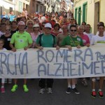 Fin de fiesta con las chirigotas bailenenses para la Marcha romera por el Alzheimer