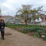 La diputada de Agricultura visita los huertos sociales de Bailén