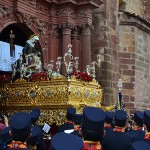 Nuestra Señora de la Piedad llora la muerte de su hijo por las calles de Bailén