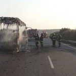 Incendiado un autobús en el término de Bailén