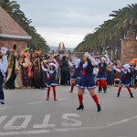 La lluvia se suma al Carnaval pero no impide el pasacalles local