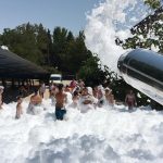 La Escuela de Verano se despide con una fiesta del agua