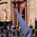 El calor aparta la lluvia en el Domingo de Resurrección